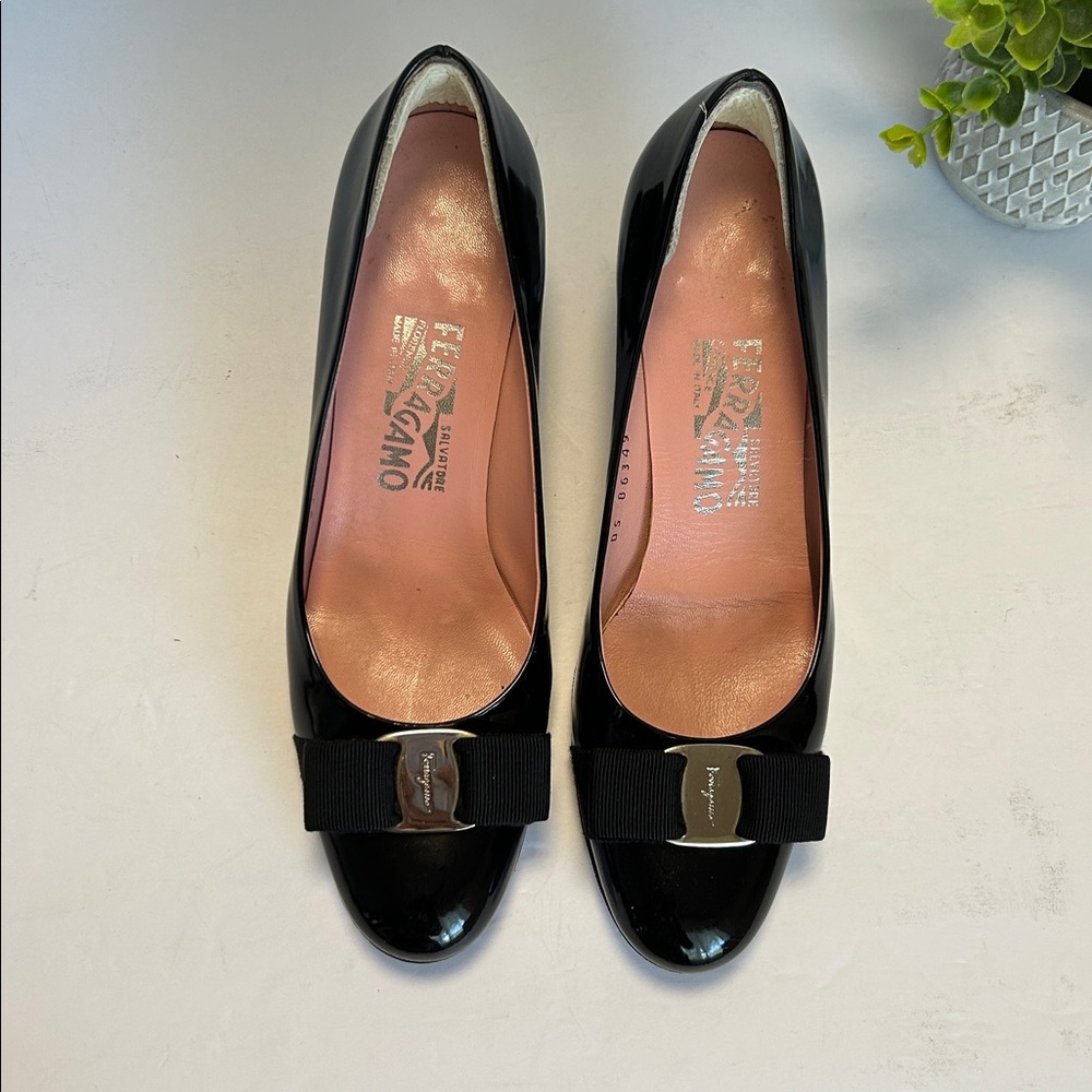 Salvatore Ferragamo Black Patent Leather Heels - Picture 3 of 17